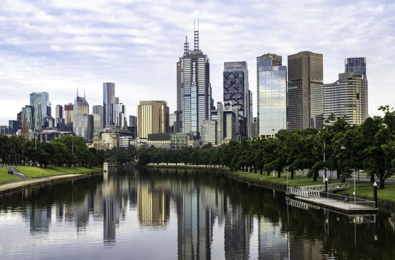 Melbourne-CBD-from-Yarra-River-800px-c.jpg