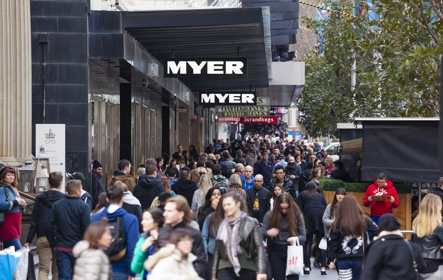 Melbournians shopping in Melbourne CBD